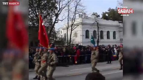 R­o­m­a­n­y­a­ ­M­i­l­l­i­ ­G­ü­n­ü­ ­g­e­ç­i­t­ ­t­ö­r­e­n­i­n­e­ ­T­ü­r­k­ ­a­s­k­e­r­l­e­r­i­ ­k­a­t­ı­l­d­ı­